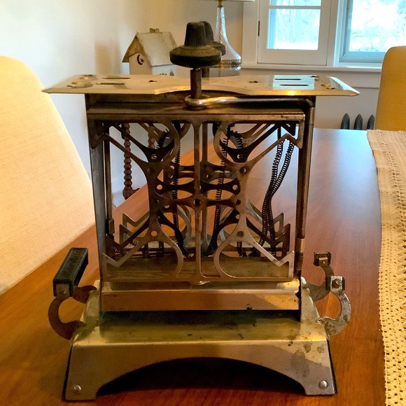 Vintage 1920’s Star electric Metal Toaster - Picture 1 of 8